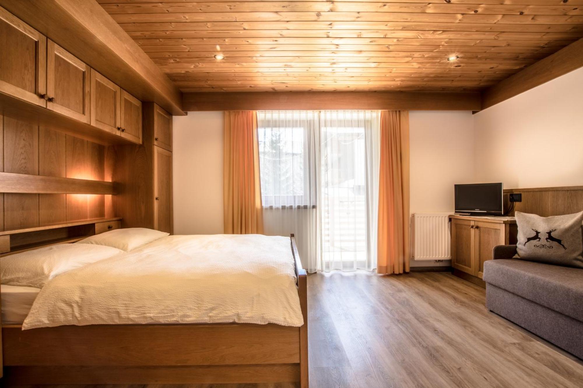Residence Crazzolara Ла Виля Екстериор снимка